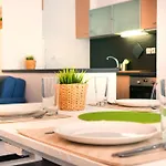 Hostel Villahouse Carnide *