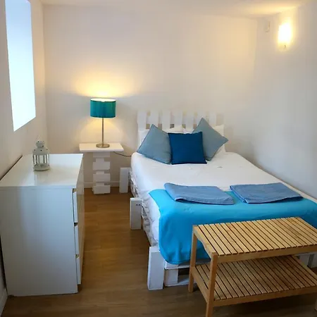Vandrarhem Villahouse Carnide