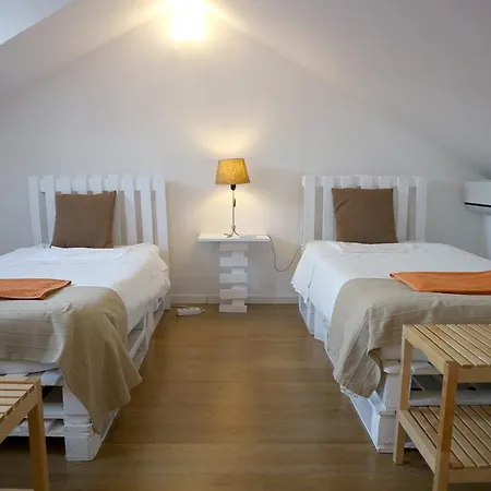 Vandrarhem Villahouse Carnide
