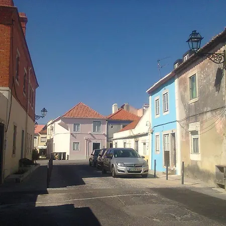 Villahouse Carnide بيت شباب *