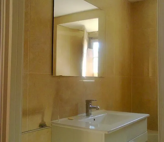 Villahouse Carnide ליסבון